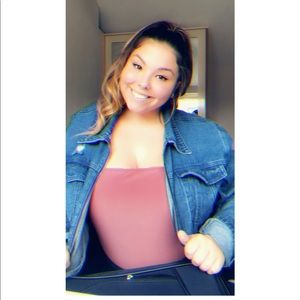 Meet your Posher, Nicole